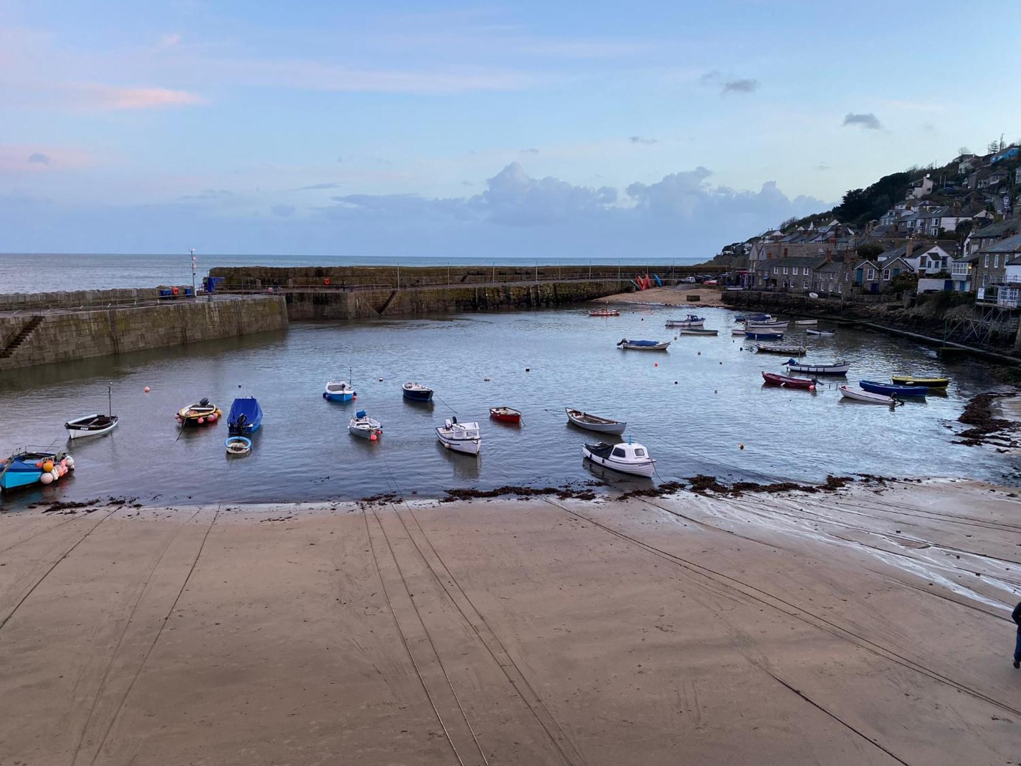 The Old Gallery - Charming Coastal Escape For Two Mousehole Kültér fotó